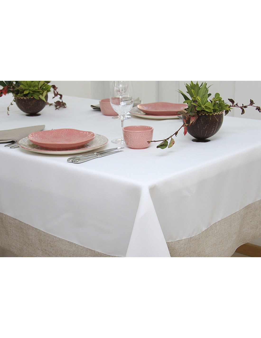 Nappe carrée anti-taches à la main, effet lin, en polyester, 100 % 220 x  220 cm : : Cuisine et Maison